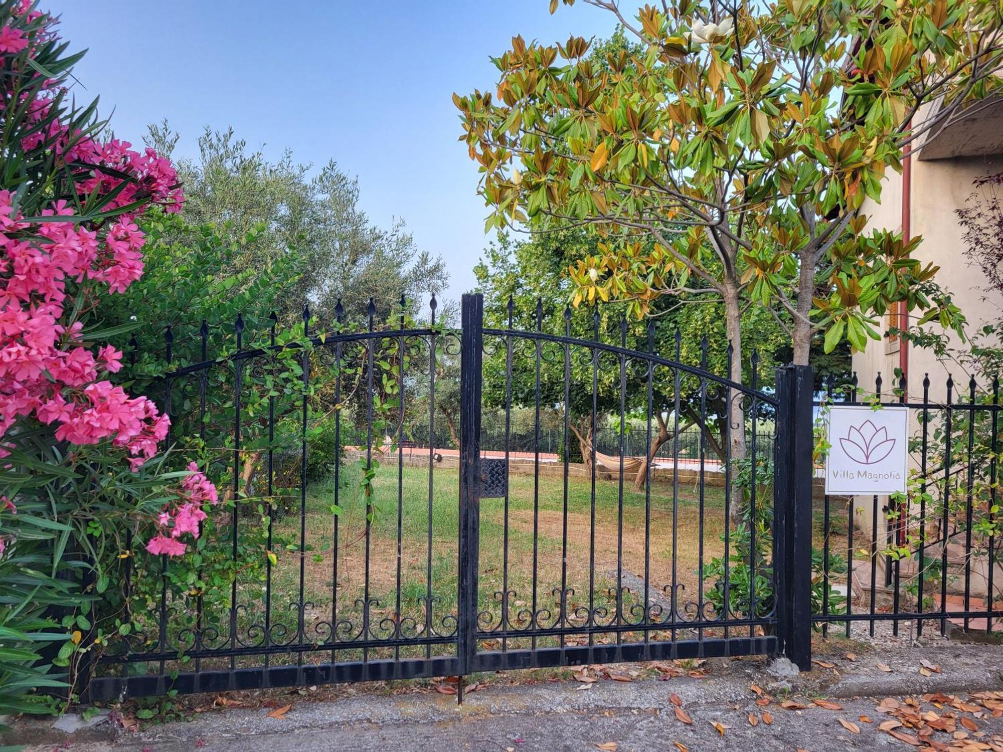 Villa Magnolia Litóchoron Esterno foto